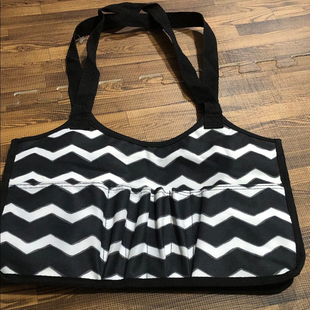 thirty-one Black and White Chevron Tote